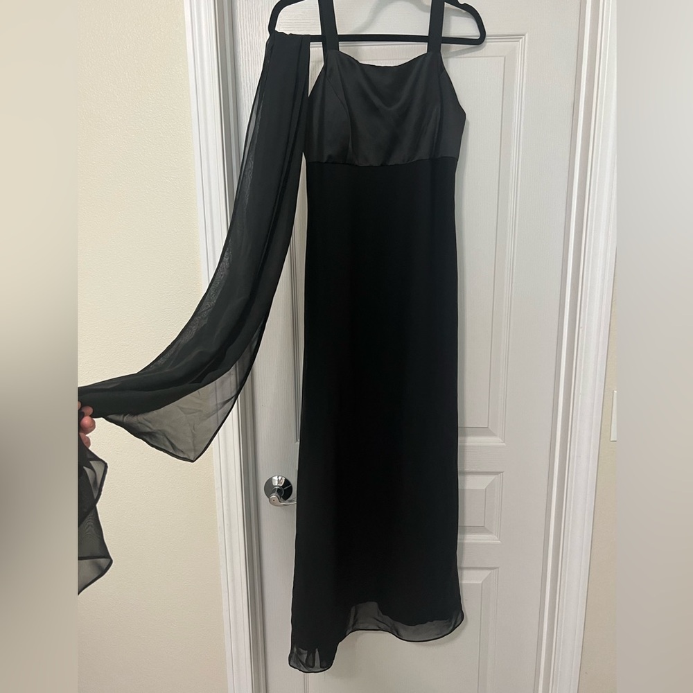 Papell boutique evening black gown size 12 p